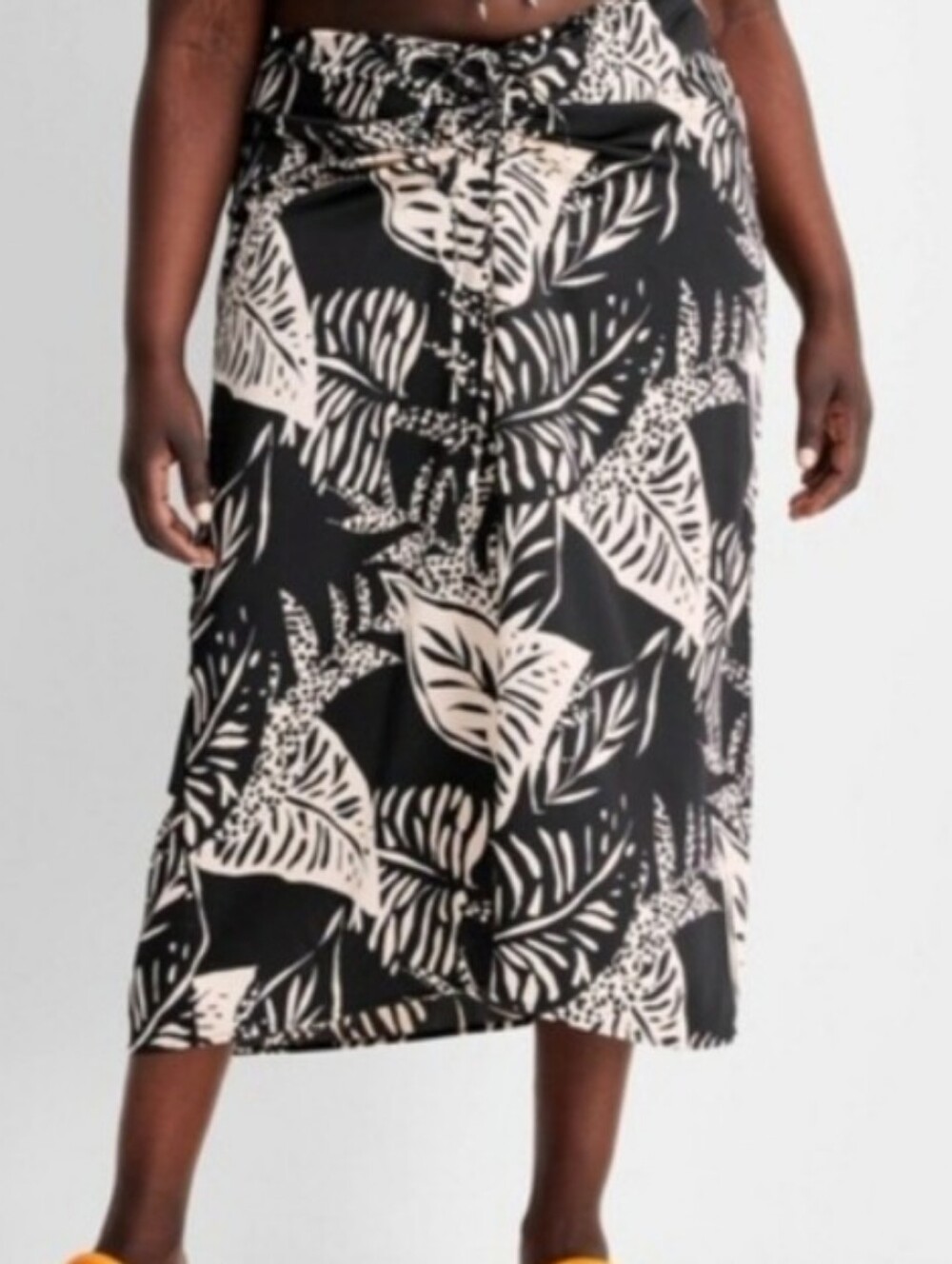 ❤️10/$40 New Future Collective Skirt